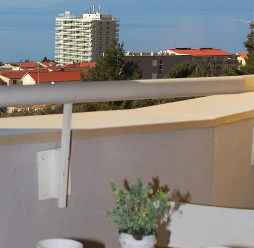 Antonijas Sunny Apartment Makarska